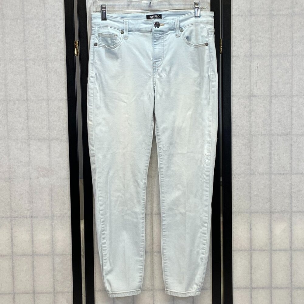 Buffalo David Bitton Aubrey Mid Rise Stretch Ankle Capri Jeans UltraLight Wash 8